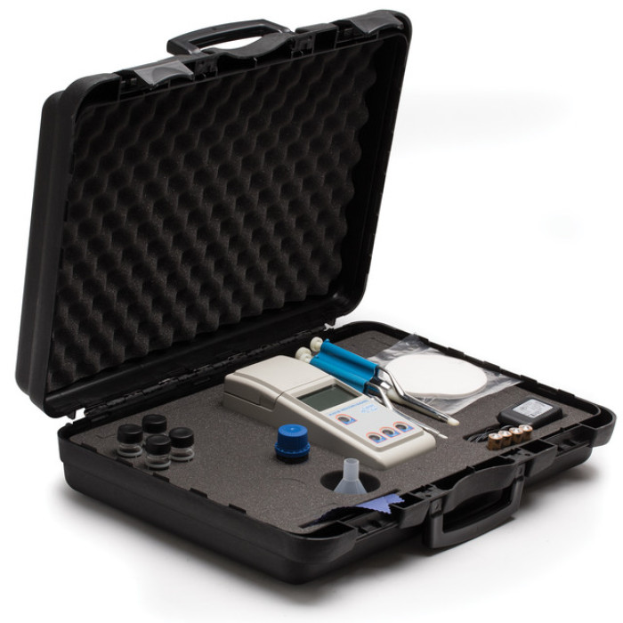 Laboratory Photometer for Sugar Analysis in Winemaking