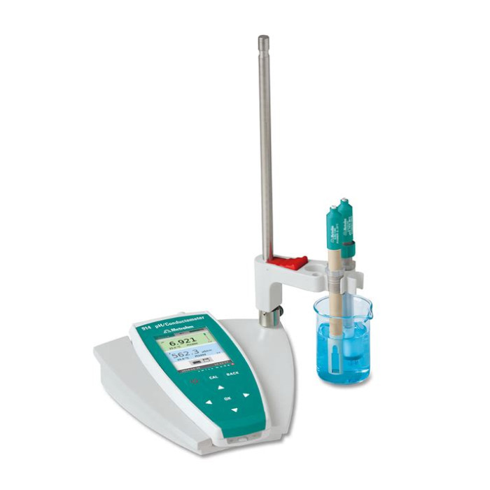 Metrohm 914 – Laboratory pH/Conductivity Meter with Touchscreen Interface