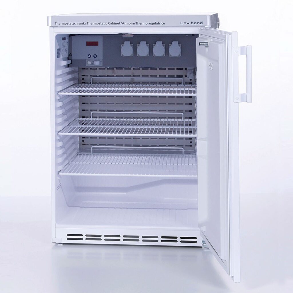 TC 135 S (135л, 4 розетки) — термостат для определения БПК Lovibond
