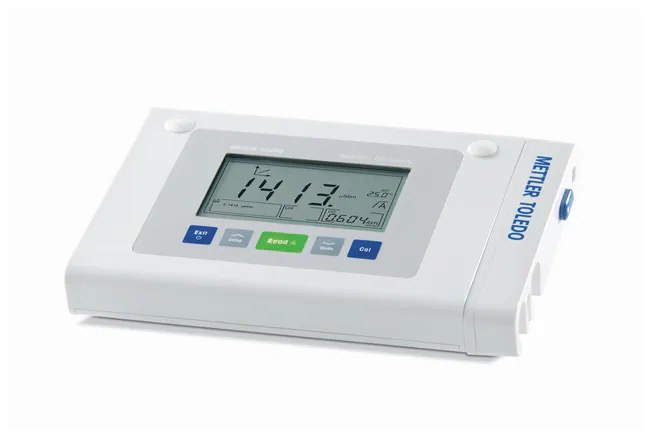 Mettler Toledo FiveEasy F30 настольный кондуктометр