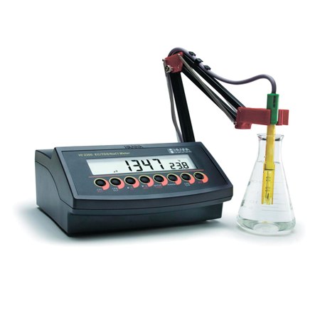 Hanna Instruments HI2211 pH-метр стационарный